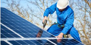 Installation Maintenance Panneaux Solaires Photovoltaïques à Cazaux-Frechet-Aneran-Camors